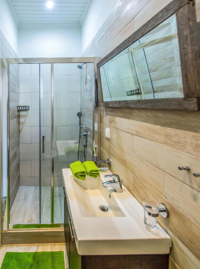Greenhouse - Kalamata Mediterranean Villas Eksteriør bilde